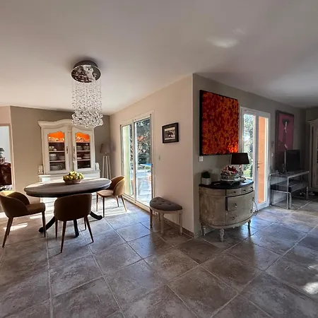 Rosalia Villa